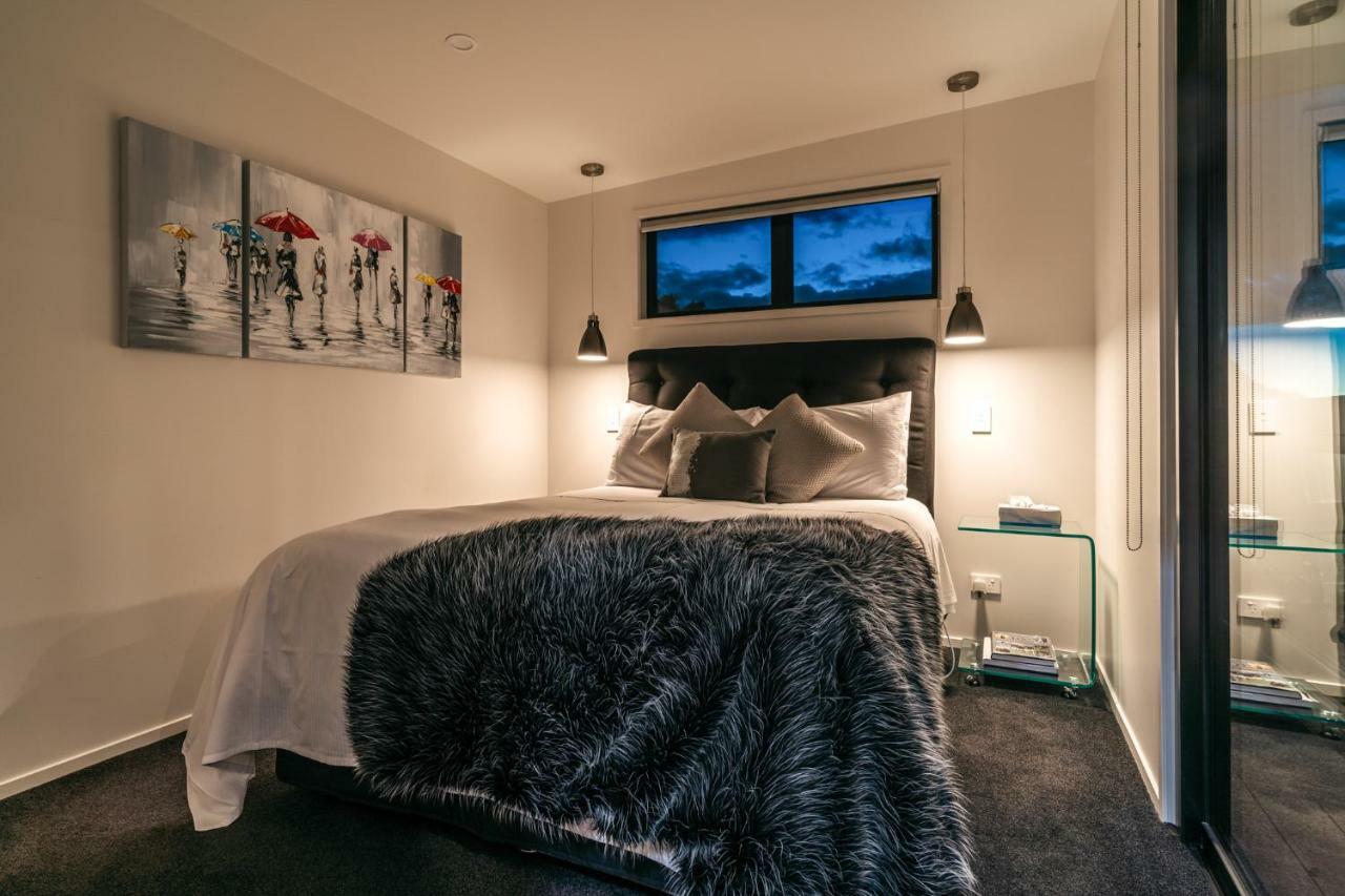 Guesthouse On Queens Oneroa Экстерьер фото